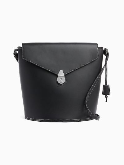 Calvin Klein Táskák & Kiegészítők HU098888 | Calvin Klein Bőr Lock Női Vödörtáska Fekete